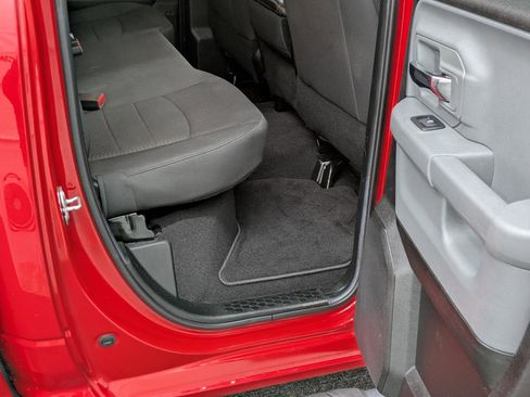 Used 2019 RAM 1500 Classic Warlock image 20