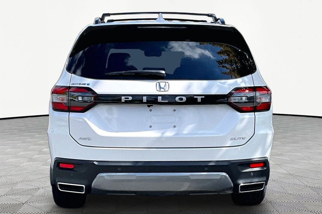 Certified 2026 Honda Pilot Elite image 6