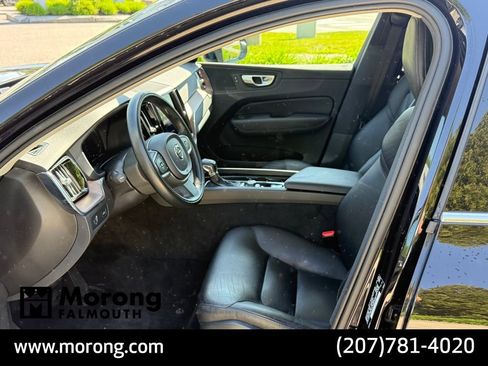 Used 2021 Volvo XC60 T6 Momentum w/ Premium Package AWD/4WD image 28