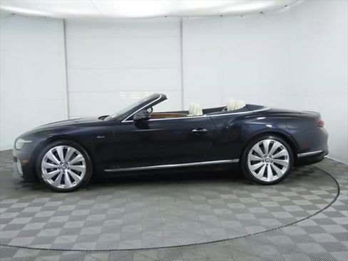 New 2026 Bentley Continental GTC image 8