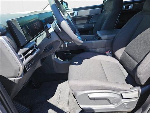 New 2026 Hyundai Santa Fe SE image 4