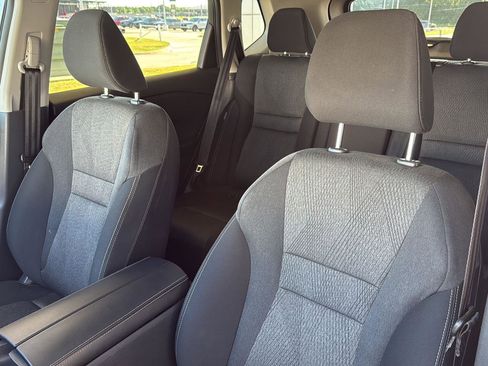 Used 2024 Nissan Rogue SV FWD image 18
