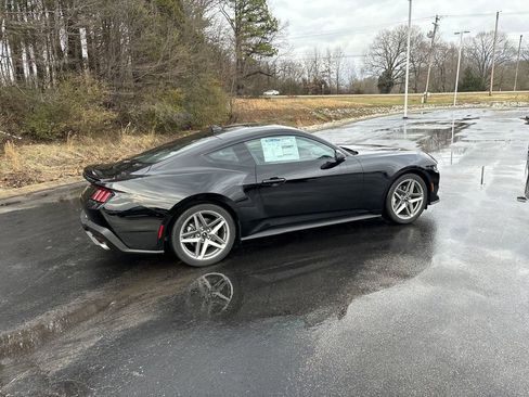 New 2025 Ford Mustang Premium image 3