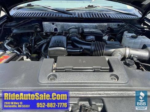 Used 2012 Ford Expedition XLT AWD/4WD image 23