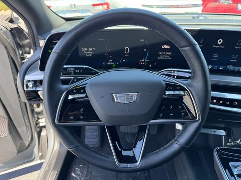 Used 2024 Cadillac Lyriq Luxury w/ LPO, Floor Liner Package RWD image 18