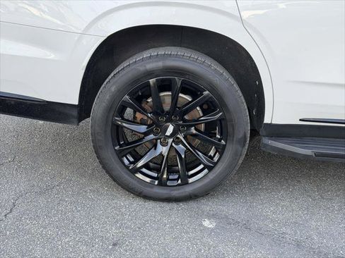 Used 2021 Cadillac Escalade Sport w/ Driver Assist Tech Package image 8