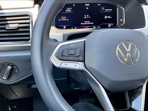 Used 2022 Volkswagen Atlas SE FWD image 11