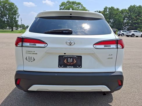 Used 2024 Toyota Corolla Cross LE AWD/4WD image 22