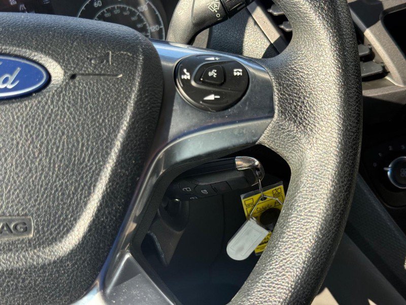 Used 2020 Ford Transit Connect XL FWD image 18
