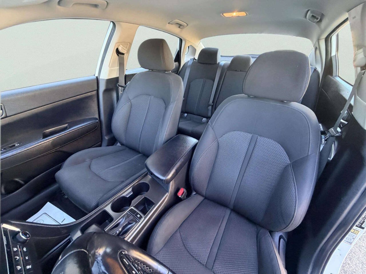 Used 2016 Kia Optima LX FWD image 17