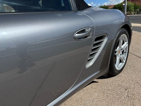 Used 2005 Porsche Boxster Base image 22