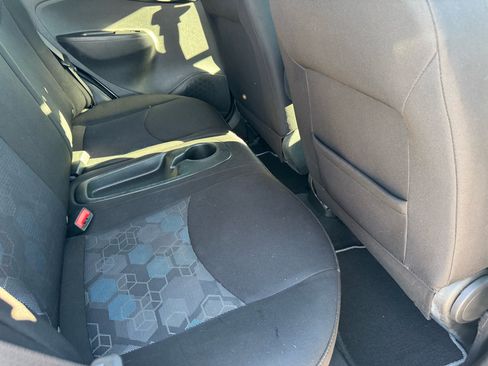 Used 2018 Chevrolet Spark LT image 36