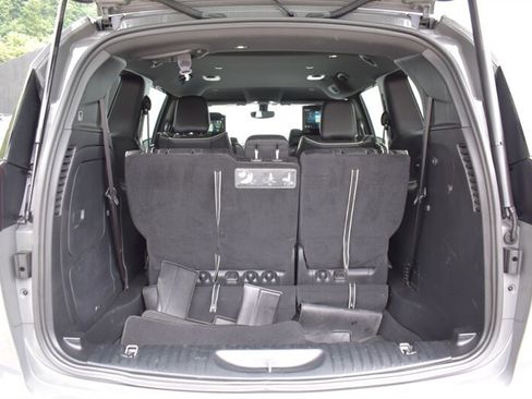 Used 2020 Chrysler Pacifica Limited w/ S Appearance Package FWD image 36