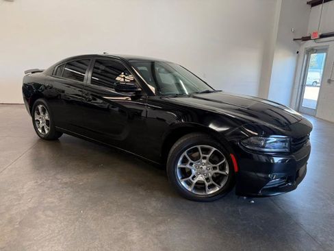 Used 2016 Dodge Charger SXT w/ Navigation & Travel Group image 22