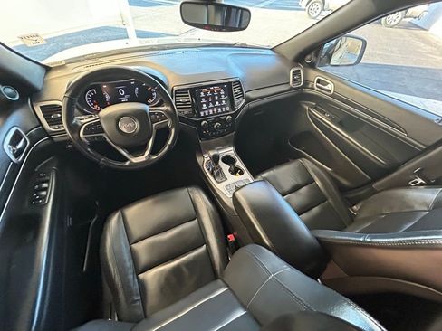 Used 2019 Jeep Grand Cherokee Limited image 24