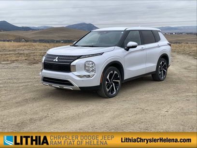 Used 2024 Mitsubishi Outlander SE
