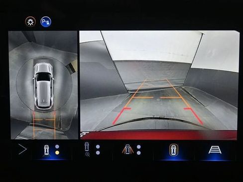 New 2026 Chevrolet Equinox LT w/ Convenience Package II AWD/4WD image 31