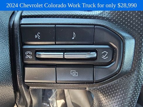 Used 2024 Chevrolet Colorado W/T RWD image 24
