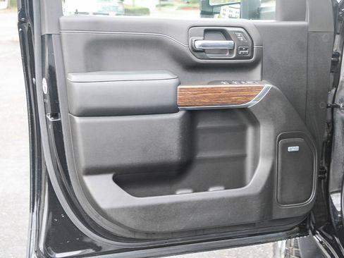 Used 2022 Chevrolet Silverado 3500 High Country image 17