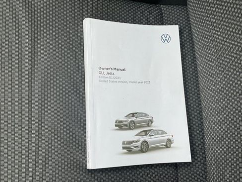Used 2021 Volkswagen Jetta SE FWD image 27