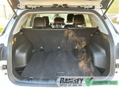 Certified 2022 Jeep Compass Limited image 26