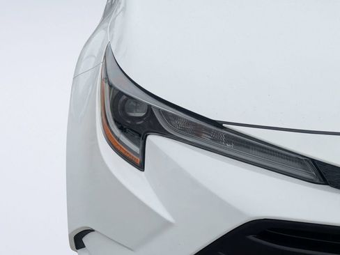 Used 2023 Toyota Corolla LE FWD image 9