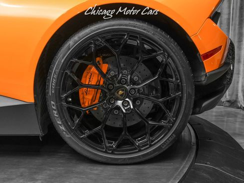 Used 2018 Lamborghini Huracan Performante image 49