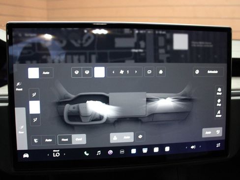 Used 2023 Tesla Model X image 22