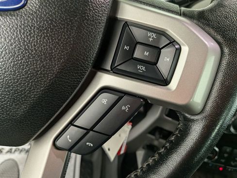 Used 2019 Ford F250 Lariat w/ Lariat Value Package image 22