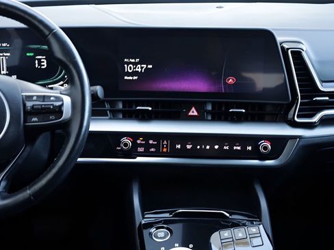 Used 2023 Kia Sportage EX image 30