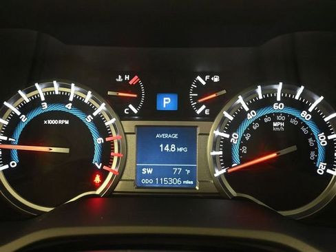 Used 2016 Toyota 4Runner Limited image 31