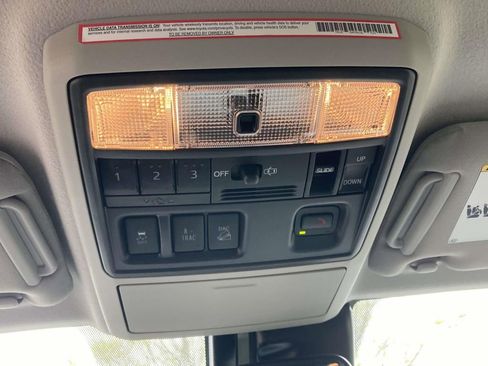 Used 2024 Toyota 4Runner SR5 Premium w/ Moonroof Package AWD/4WD image 18