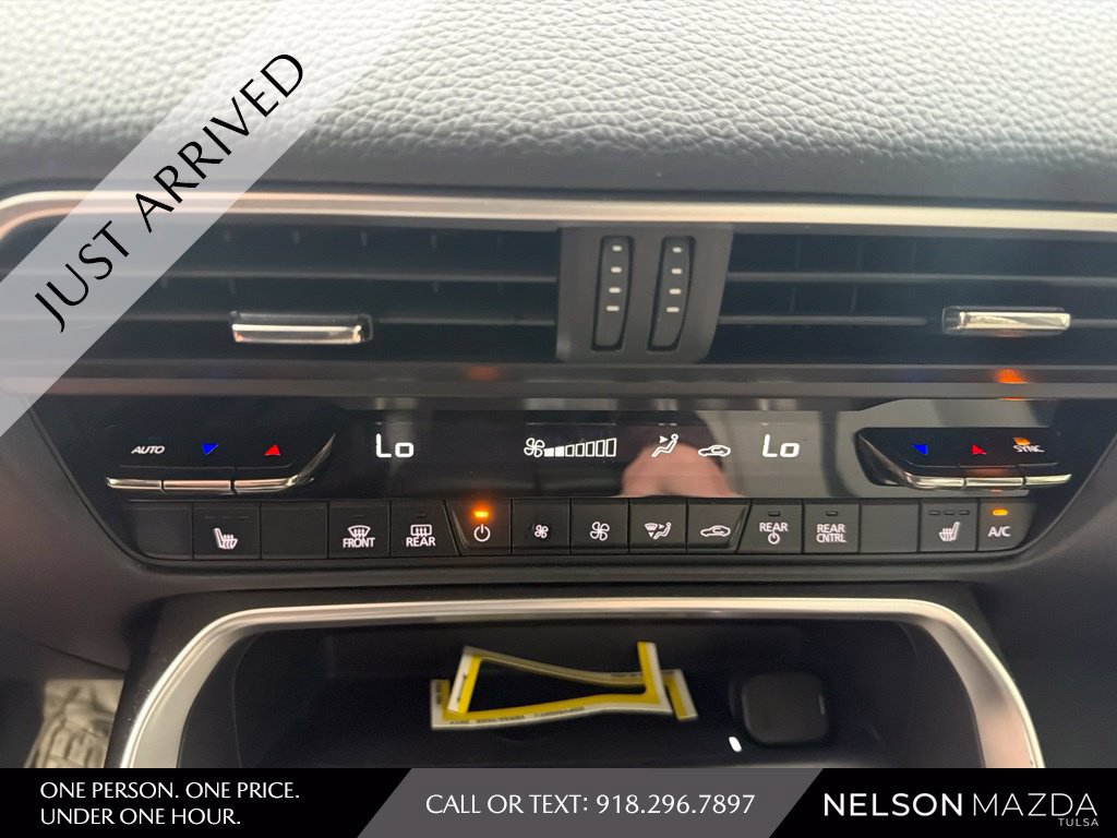 Used 2024 MAZDA CX-90 3.3 Turbo w/ Preferred Plus AWD/4WD image 12