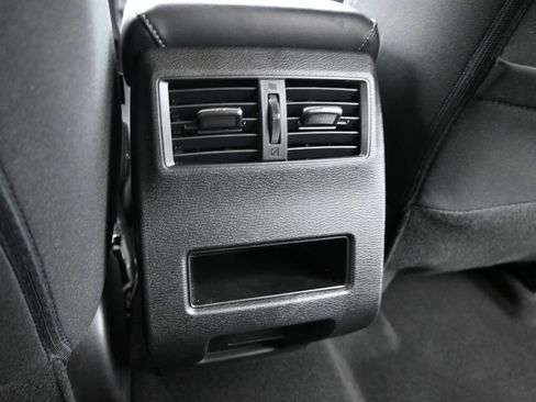 Used 2025 Mitsubishi Outlander ES AWD/4WD image 13