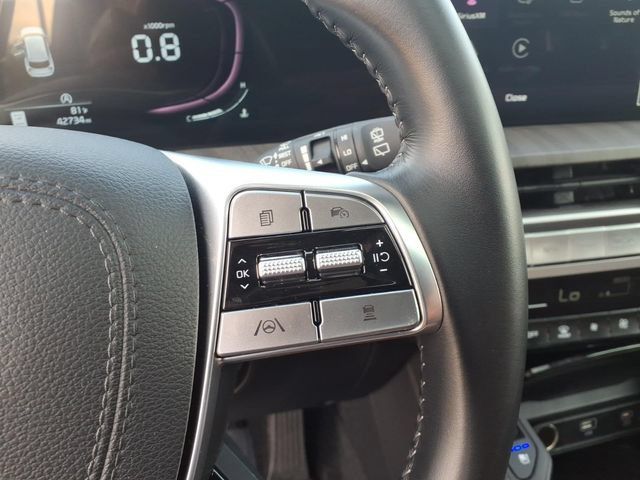 Used 2024 Kia Telluride EX w/ EX Captain's Chair Package FWD image 15