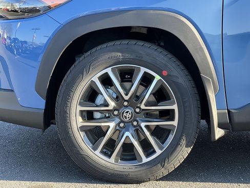 New 2026 Toyota Corolla Cross XLE AWD/4WD image 7
