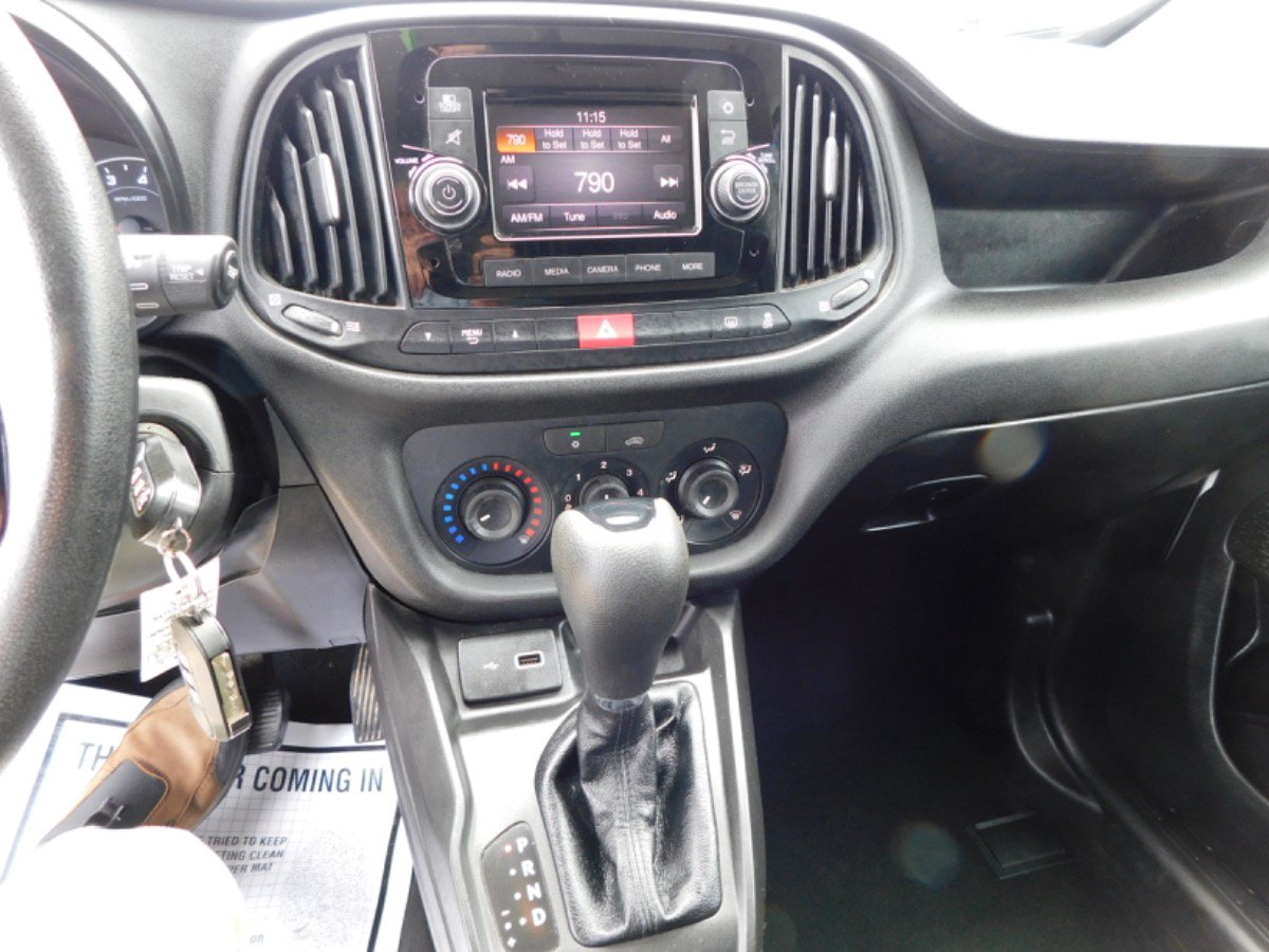 Used 2022 RAM ProMaster City Tradesman FWD image 15