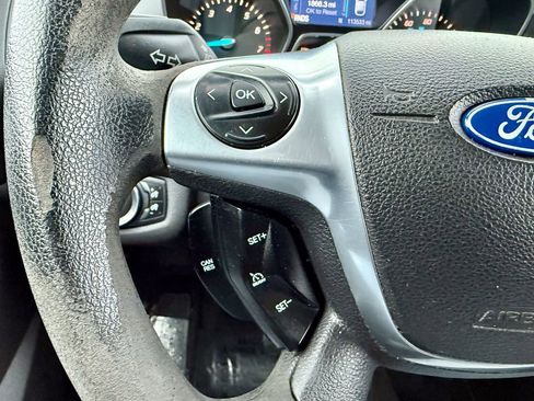 Used 2015 Ford Escape SE image 24