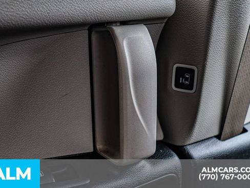 Used 2023 Chrysler Voyager LX FWD image 49