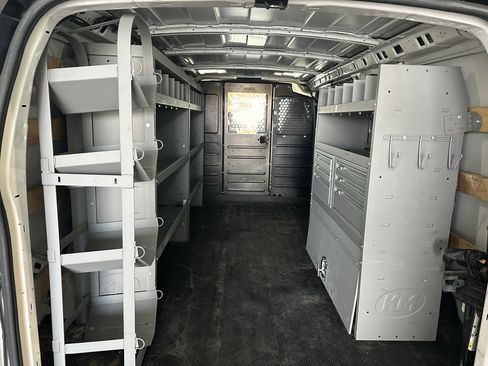 Used 2020 GMC Savana 2500 w/ Driver Convenience Package image 6