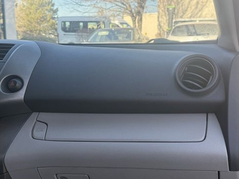 Used 2012 Toyota RAV4 4WD V6 image 27