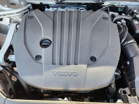 New 2026 Volvo XC90 B5 Plus w/ Protection Package Premier image 19
