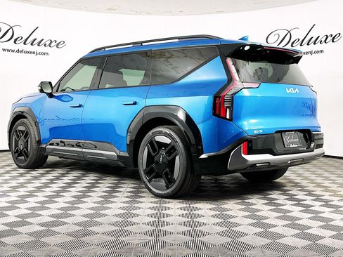 Used 2024 Kia EV9 GT-Line AWD/4WD image 4