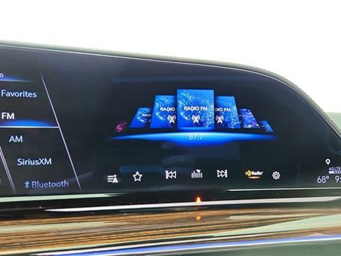 Used 2023 Cadillac Escalade Premium Luxury w/ Performance Package image 51