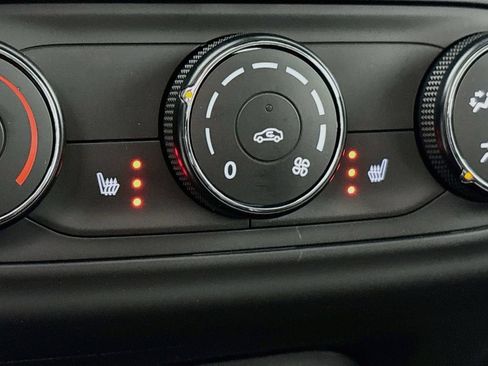 New 2026 Chevrolet Trax LS w/ LS Convenience Package FWD image 19
