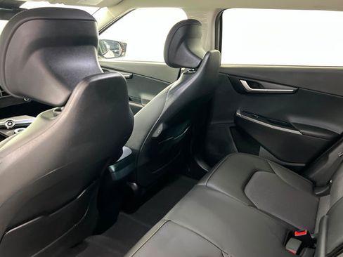 Used 2024 Kia EV6 Light RWD image 19