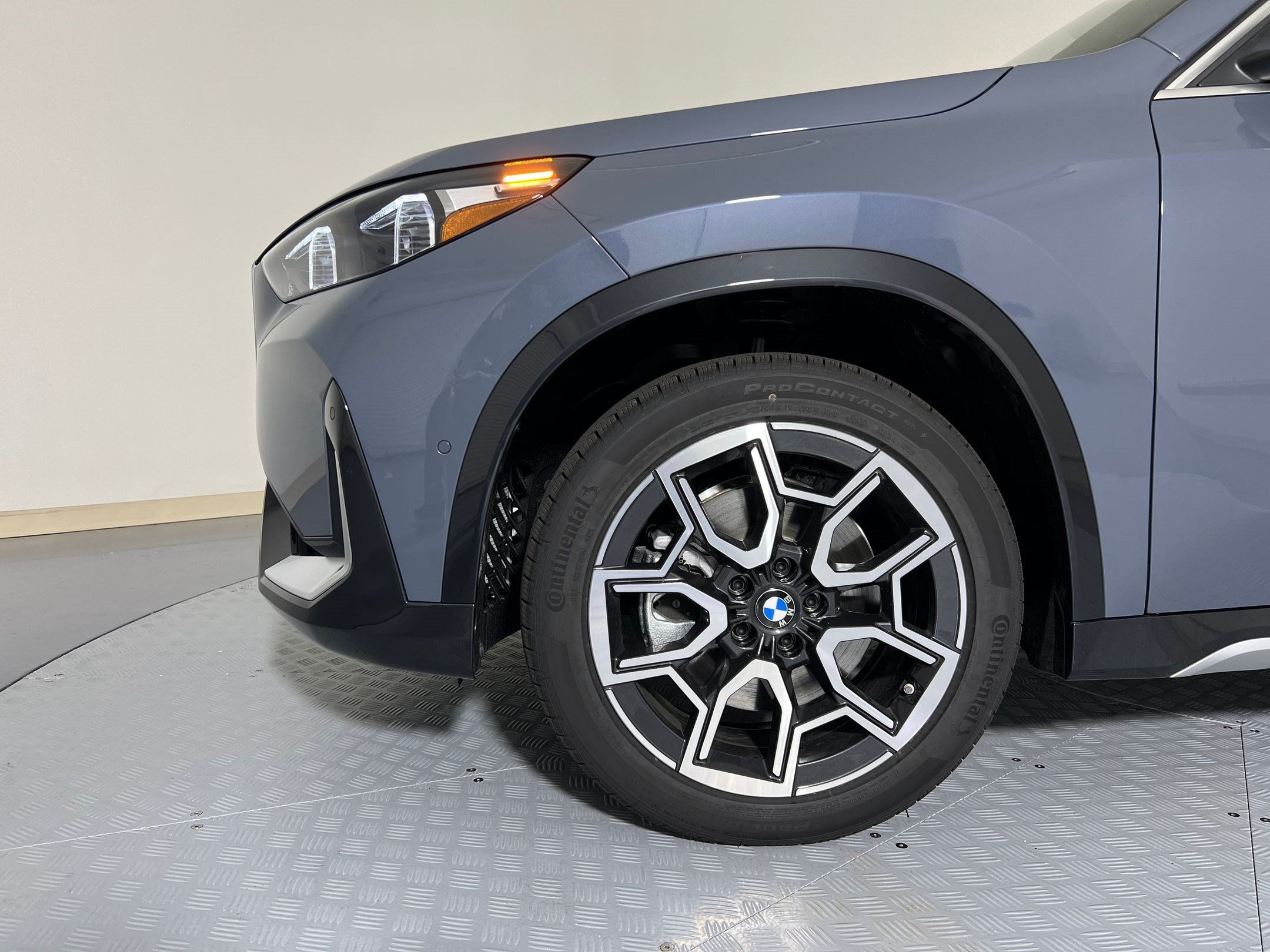 Used 2026 BMW X1 xDrive28i w/ Technology Package AWD/4WD image 10