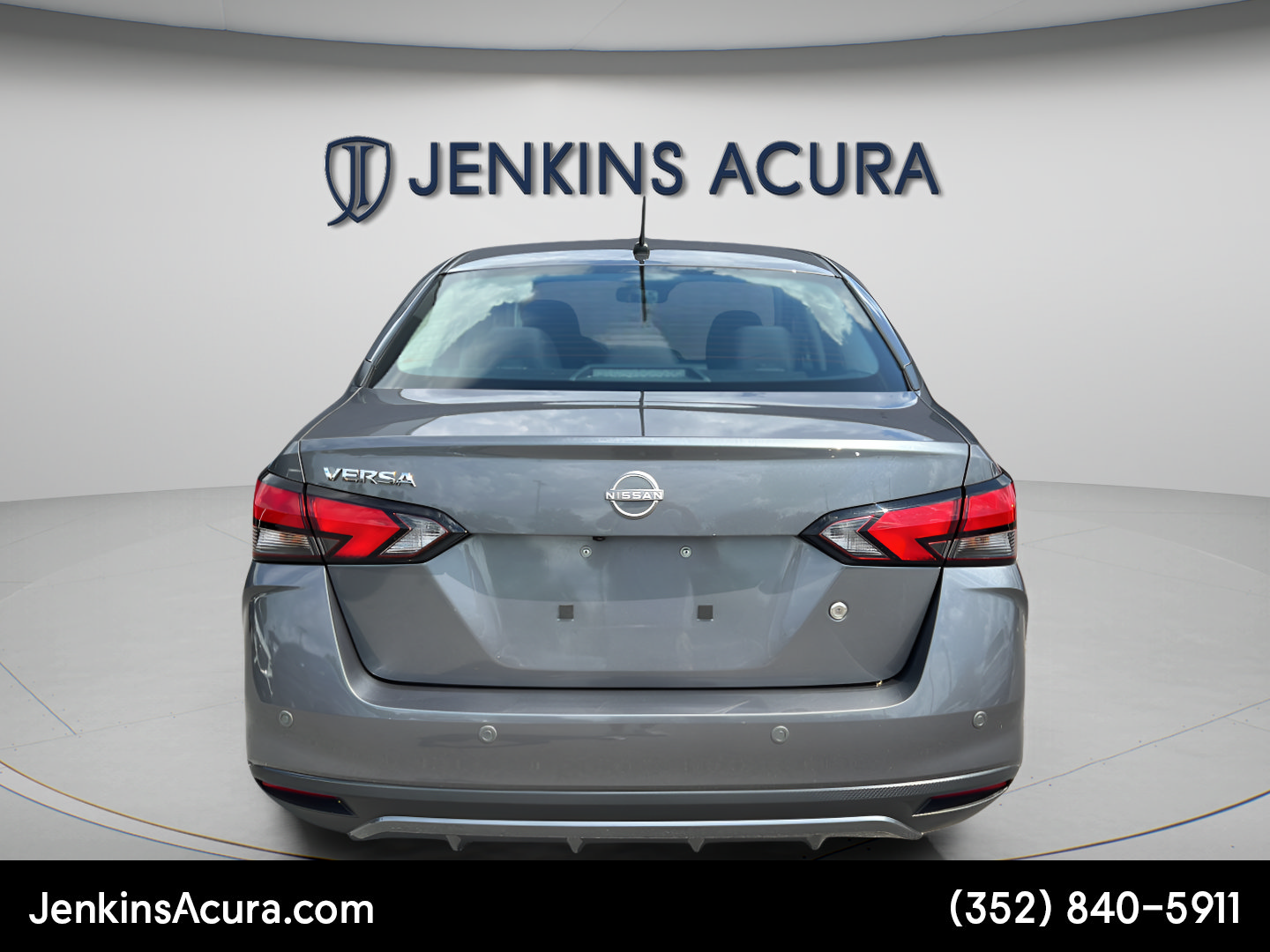 Used 2024 Nissan Versa S w/ Trunk Package FWD image 4