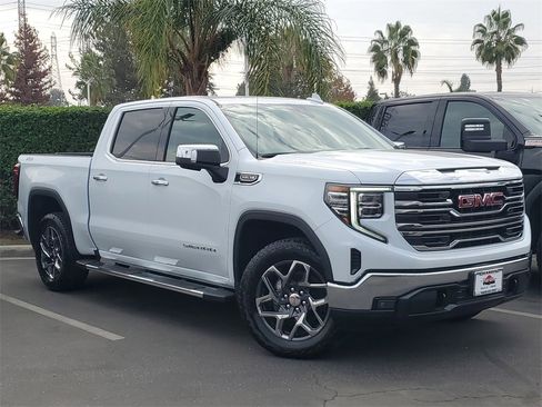New 2026 GMC Sierra 1500 SLT w/ SLT Premium Package image 1