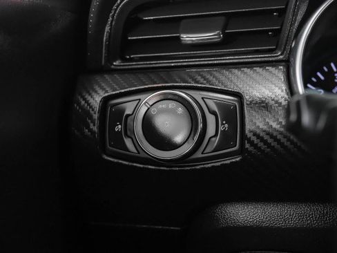 Used 2021 Ford Mustang Coupe image 23